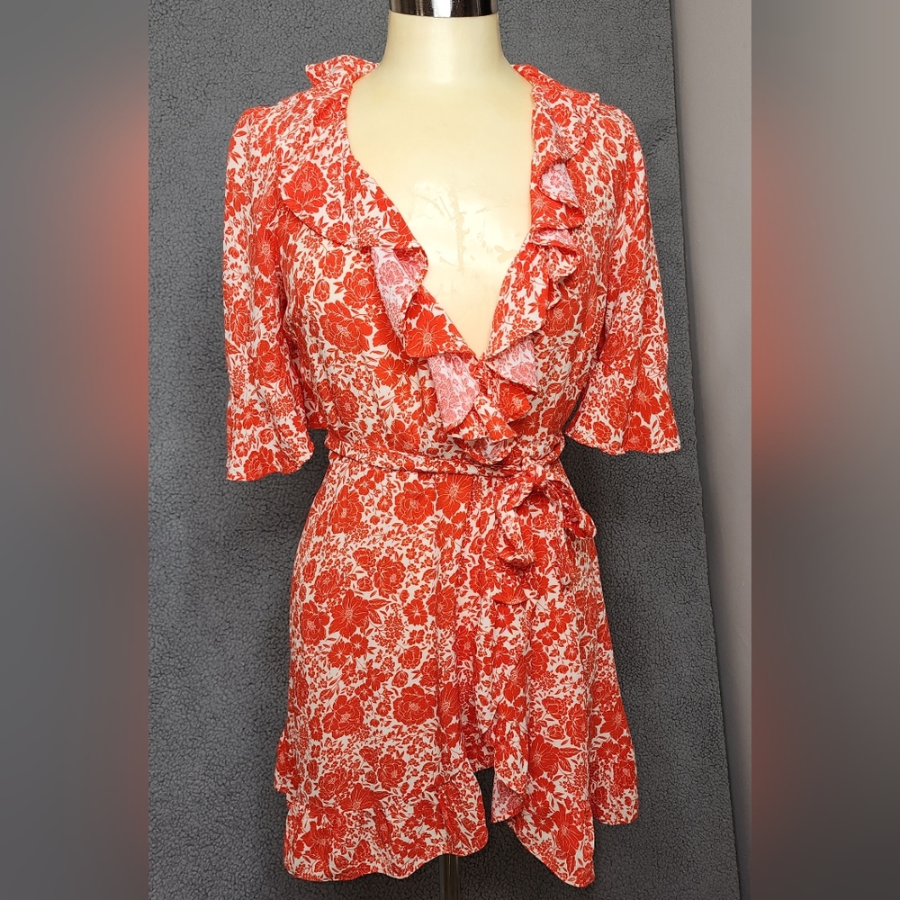 TOPSHOP Gorgous Ruffeled Tea Mini Wrap Dress Red Floral Size 4 Petit